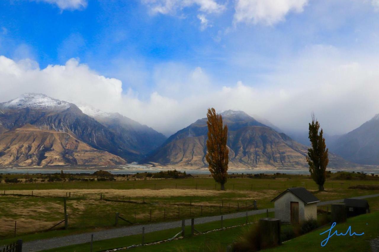 Mount Cook Station Huts Hotel Lake Tekapo Ngoại thất bức ảnh